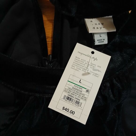 A New Day‎ Women's Black Velvet Jumpsuit Halter Neckline Side Pocket Size L NWT - Picture 8 of 9